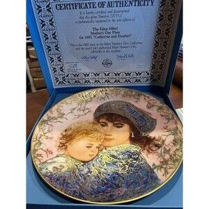 Vintage Mother's Day Plate 1987 Catherine & Heather in factory box. LE